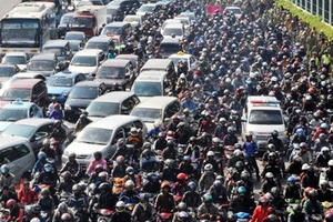 Hà Nội tính thu phí phương tiện cá nhân vào trung tâm