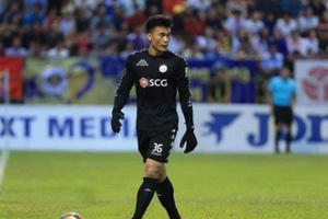 Bùi Tiến Dũng: Từ người hùng Thường Châu tới nỗi lo SEA Games Bùi Tiến Dũng: Từ người hùng Thường Châu tới nỗi lo SEA Games