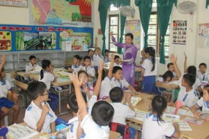 Đề xuất tăng lương giáo viên: Chưa thể “một sớm, một chiều”? Đề xuất tăng lương giáo viên: Chưa thể “một sớm, một chiều”?