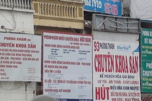 Hà Nội: Siết chặt quản lý hoạt động của các cơ sở y tế tư nhân Hà Nội: Siết chặt quản lý hoạt động của các cơ sở y tế tư nhân