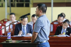 Đại án đánh bạc nghìn tỷ Rikvip : Mất vợ, nhà cửa, ô tô vì bài bạc online