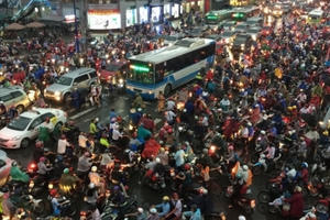 Bản tin Sài Gòn Plus: TP HCM bị ảnh hưởng nặng nề sau mưa lớn