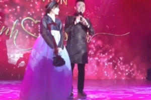 Khoảnh khắc xúc động, vui nhộn ở đám cưới Trấn Thành - Hari Won