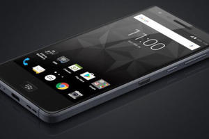 BlackBerry Krypton ra mắt với thiết kế cực 'chất'