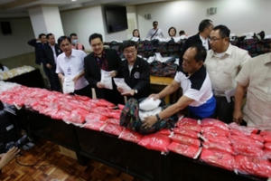 Philippines thu giữ gần 1 tấn ma túy đá trị giá 147 triệu USD Philippines thu giữ gần 1 tấn ma túy đá trị giá 147 triệu USD