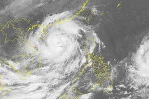 Bão số 7 suy yếu, xuất hiện siêu bão Haima giật trên cấp 17