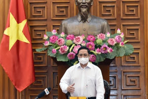 Thủ tướng yêu cầu triển khai mạnh mẽ chiến lược vaccine