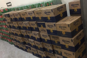 Quảng Bình: Gần 200 thùng bia "lậu" đang trên đường đi tiêu thụ thì bị bắt