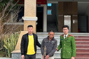 Bắt giữ đối tượng tàng trữ vũ khí nóng, mua bán trái phép ma túy tại Nghệ