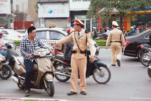 Sở Xây dựng TP HCM chỉ đạo tăng cường bảo đảm giao thông, thông tin liên lạc phục vụ bầu cử