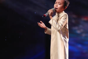 Vietnam Idol Kids: Hồ Văn Cường hát cải lương khiến ban giám khảo "ngơ ngác"