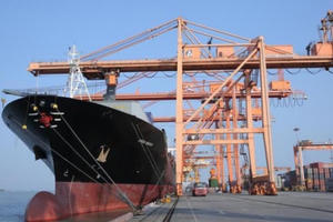 Vận tải biển nội địa: Hàng khan, cước giảm