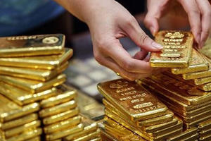 Giá vàng hôm nay 22/12: Tiếp tục phục hồi