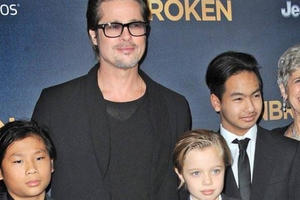 FBI kết thúc điều tra vụ Brad Pitt bạo hành con cái