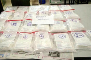 Bắt quả tang 2 đối tượng mang theo ma túy, ngụy trang bằng quả thanh long