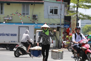 Thời tiết ngày 29/6: Hà Nội có nắng nóng đặc biệt gay gắt.