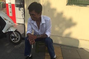 Nam thanh niên bị què mang theo heroin đụng 141 quay đầu bỏ chạy