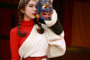 Hoa hậu Huỳnh Vy hóa thân thành thiếu nữ Tây Tạng xinh đẹp