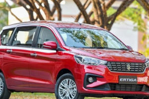 Hai chiếc ô tô 7 chỗ mới tinh tầm giá 500 triệu đồng mua ngay chơi Tết