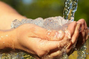 Nước sạch, “bàn tay sạch” Nước sạch, “bàn tay sạch”