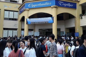 Kì thi lớp 10 chuyên - Cuộc đua nóng bỏng