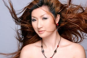 10 năm sau scandal 'động trời', Nguyễn Hồng Nhung tái xuất trong liveshow của Quang Hà