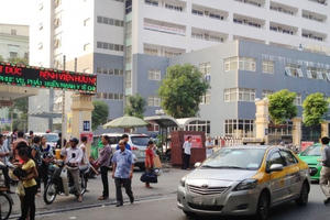 Địa ốc 7AM: Không né tránh vấn đề Thủ Thiêm, nhiều bệnh viện “quên” công khai kết quả chọn nhà thầu