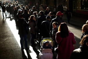 Xứ sở bò tót háo hức chờ kết quả xổ số lớn nhất thế giới