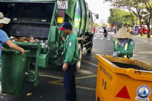 Thu phí rác thải theo khối lượng có khả thi?
