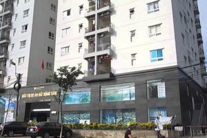 Địa ốc 7AM: Sai phạm tại chung cư 137 Nguyễn Ngọc Vũ, ai "bảo kê" cho hàng loạt công trình lấn sông Đào?