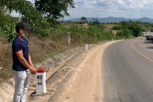 Gia Lai: Bắt giam đối tượng ném đá tài xế xe tải, khiến 3 người bị thương