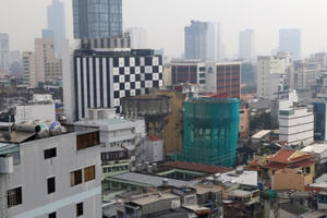 Đang đập bỏ các thủy đài khổng lồ ở Sài Gòn Đang đập bỏ các thủy đài khổng lồ ở Sài Gòn