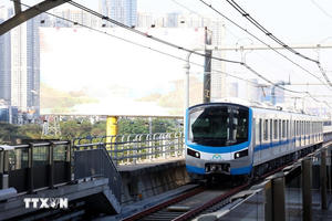 Metro số 1 tăng chuyến, xe buýt điều chỉnh phục vụ người dân TP.HCM dịp Tết