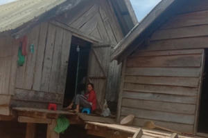 Nhóm đòi nợ thuê “khủng bố” bằng… nhạc đám ma