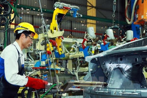 Slide - Điểm tin thị trường: GDP 9 tháng cao nhất trong tám năm