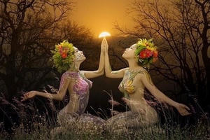 Ảnh nude lại được “phá cũi” để sáng tạo?