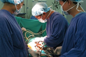 Khỏi triệt để ung thư đại tràng nhờ khám sức khỏe định kỳ