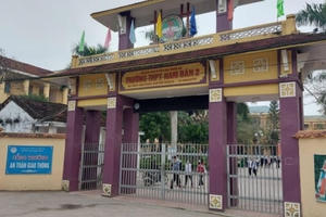 Nghệ An: Nhân viên trường THPT dâm ô nữ sinh lớp 9