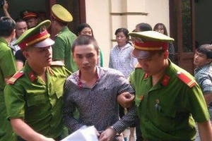 Bị truy sát vì can nhóm giang hồ đánh nhau