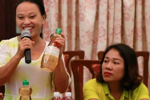 Người phụ nữ biến rác thành... ước mơ