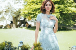 Ninh Dương Lan Ngọc đep cuốn hút với váy áo mùa thu