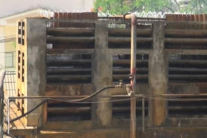 Hà Nội: Nước nhiễm bẩn khiến người dân khốn đốn