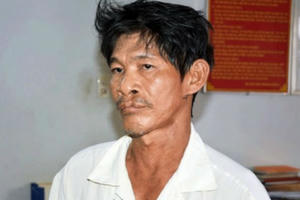 Chồng "hờ" sát hại 2 mẹ con người tình rồi treo cổ tự tử nhưng bất thành