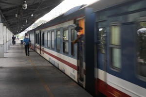 Vé tàu Tết ế ẩm