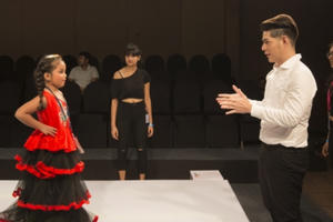 Đạo diễn Nguyễn Hưng Phúc thực hiện tuần lễ thời trang trẻ em Ấn Độ