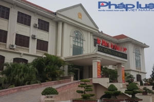 Kỷ luật dàn lãnh đạo Thị trấn Chờ: Khiển trách về Đảng!