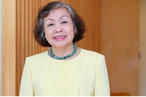 'Thái thượng hoàng' phẩy tay ngàn tỷ, 5 chủ tịch tập đoàn răm rắp nghe lời