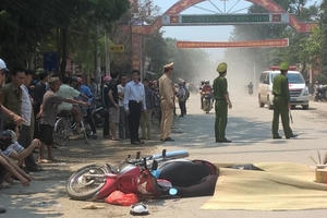 Thanh Hóa: Tông chết hai mẹ con, xe tải bỏ trốn khỏi hiện trường