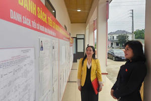 Đoàn công tác của Quốc hội giám sát công tác chuẩn bị bầu cử tại xã Minh Đài