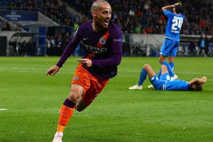 Hoffenheim - Man City: Khoảnh khắc xuất thần trừng phạt "tội đồ"